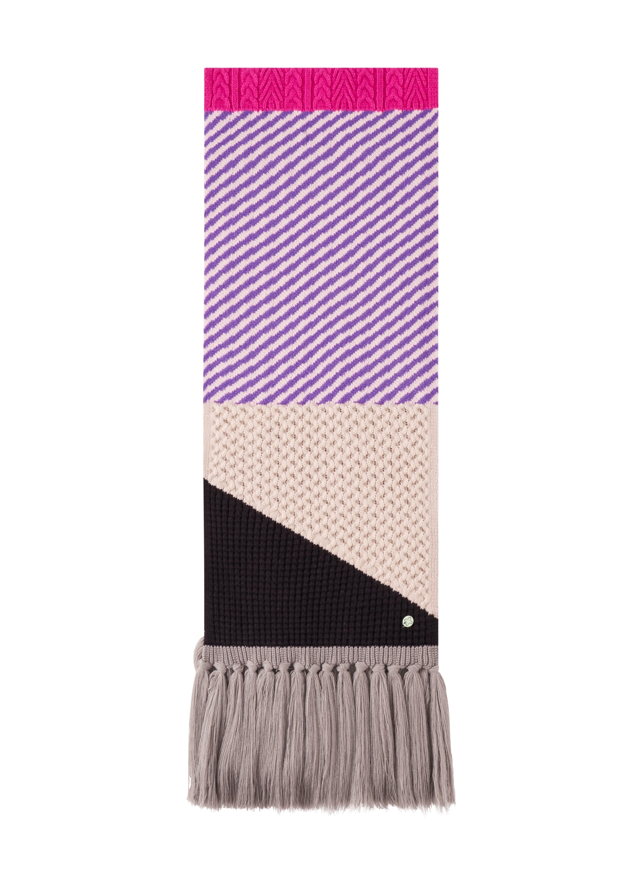 Gestrickter Schal mit grafischem Muster und pinken Highlights