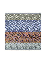 Leichtes Tuch mit Herzmuster