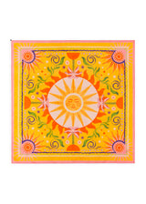 Luxuriöses Tuch aus Pongéseide mit Sonnen-Motiv