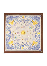 Feines Tuch aus Modal-Wolle-Mix mit Universum-Motiven