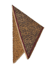 Jacquard-Dreieckstuch mit Leo-Muster