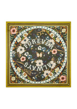 Tuch mit Blumen-Muster und ALWAYS FOREVER-Schriftzug